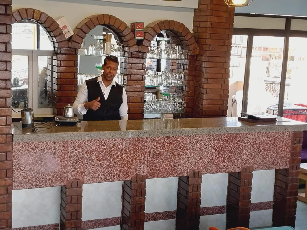 Merry Land Hotel & Roof Top Nile Restaurant Luxor Exterior foto