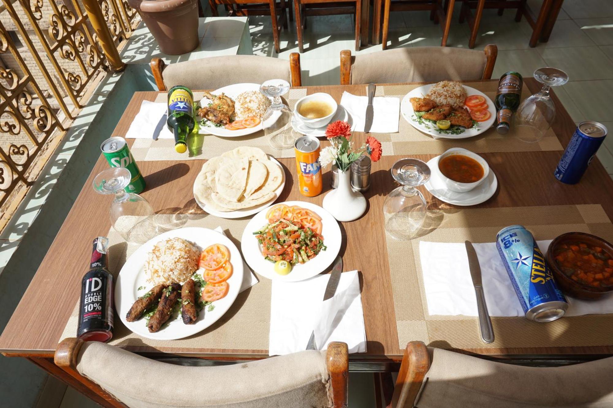 Merry Land Hotel & Roof Top Nile Restaurant Luxor Exterior foto