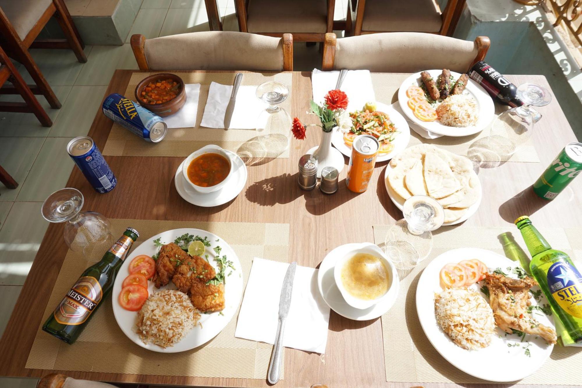 Merry Land Hotel & Roof Top Nile Restaurant Luxor Exterior foto